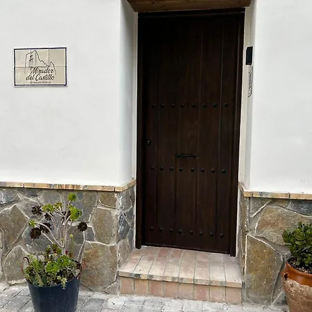 Turistico Mirador Del Castillo Bedmar y Garciez